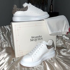 Alexander McQueen oversize sneakers with crystals. Size 38.5